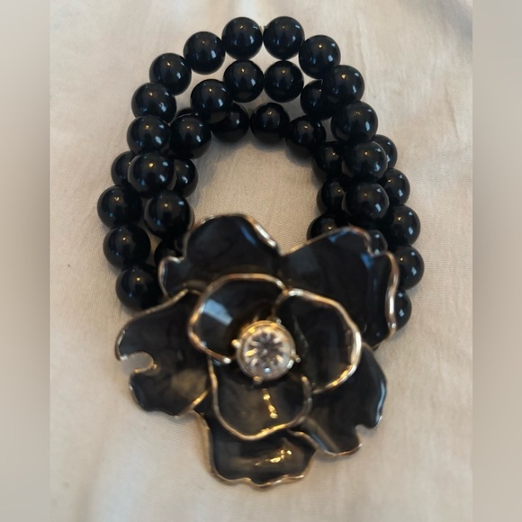 Jewelry - Black Floral Costume Bracelet